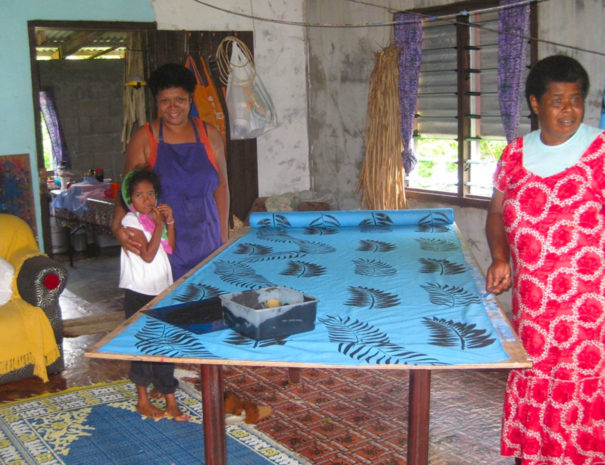 Naiseuseu-village-1