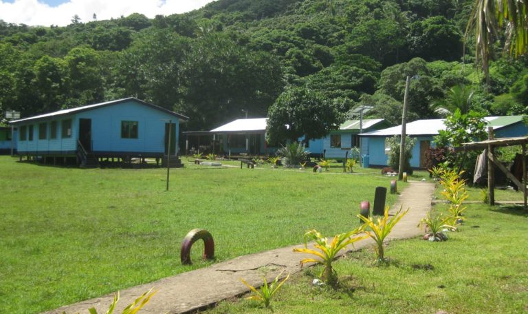 Naceva school